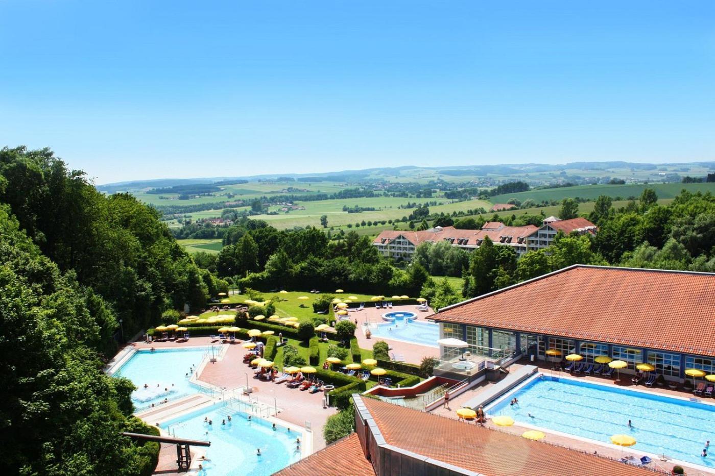 Hallelujah - Wunderschoenes Und Gepflegtes Apartment Mit Bademantelgang Zur Therme Bad Griesbach  Exterior foto